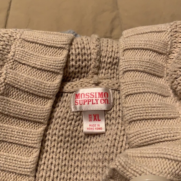 Mossimo Sz XL (2) heavy gauge sweaters in gray and tan. Versatile, comfy & warm. - Picture 8 of 8